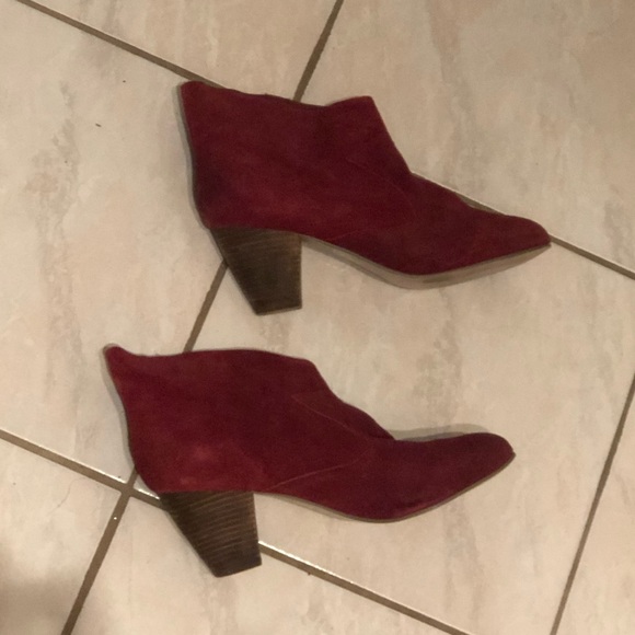 Ecote suede ankle boots - Picture 2 of 8